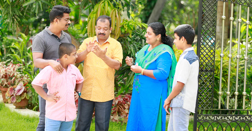 Real eldo family who inspired Vikrithi